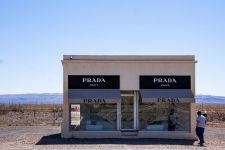 Marfa-Pradabox-Texas